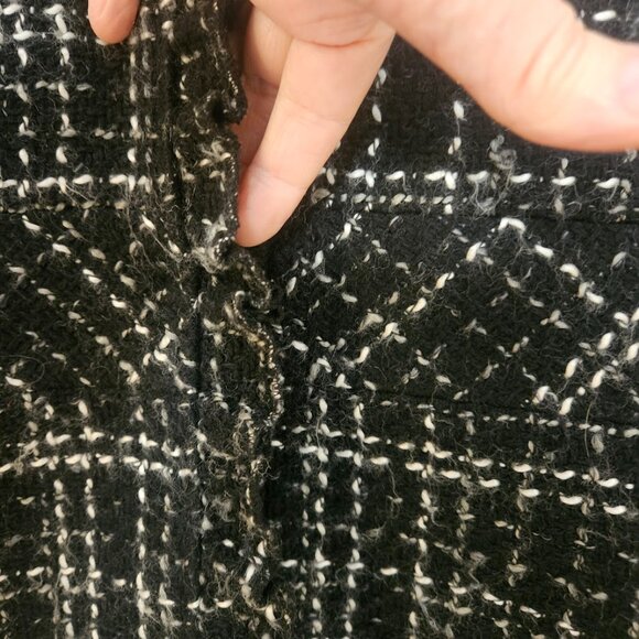 White House Black Market Wool Blend Tweed Coat Size 10 Black Plaid Red Trim - Picture 4 of 11